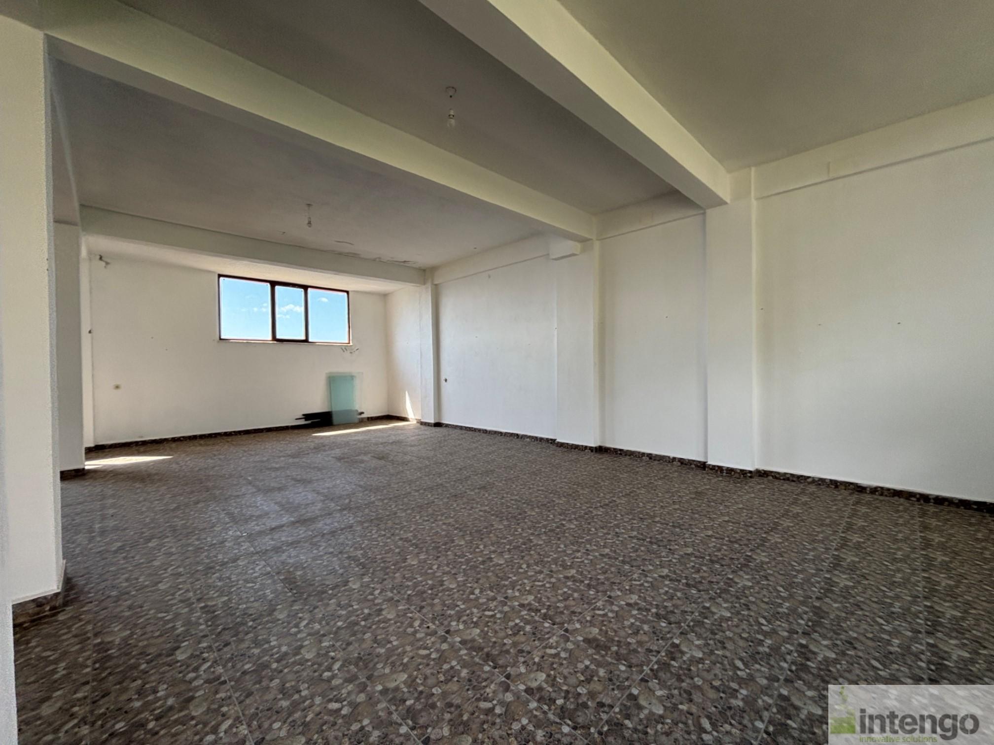 https://refiles.intengo.com/images/real-estate/133/5986/6ef83042-0303-40f6-a9c6-d163d2e95ad9.jpg