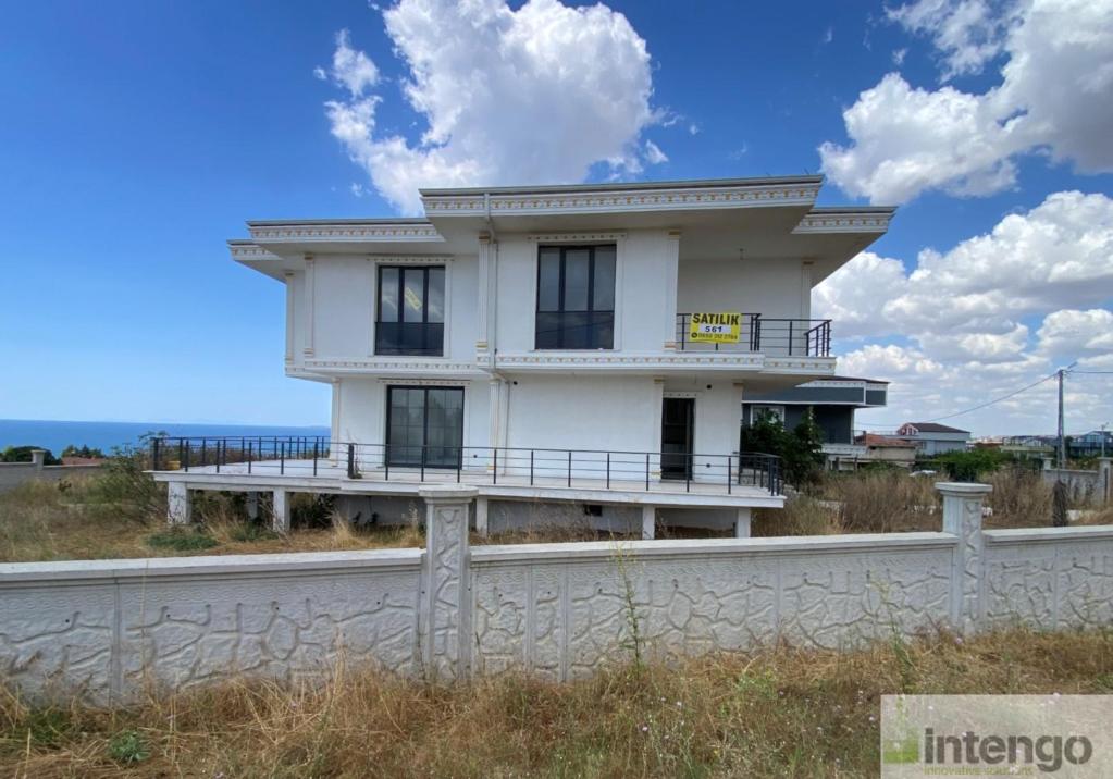 SİLİVRİ SANCAKTEPE MAHALLESİ'NDE SATILIK TRİPLEKS VİLLA (561) — foto 3