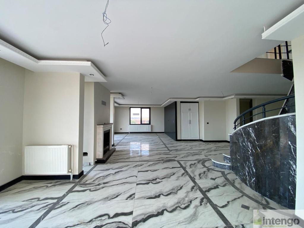 SİLİVRİ SANCAKTEPE MAHALLESİ'NDE SATILIK TRİPLEKS VİLLA (561) — foto 8