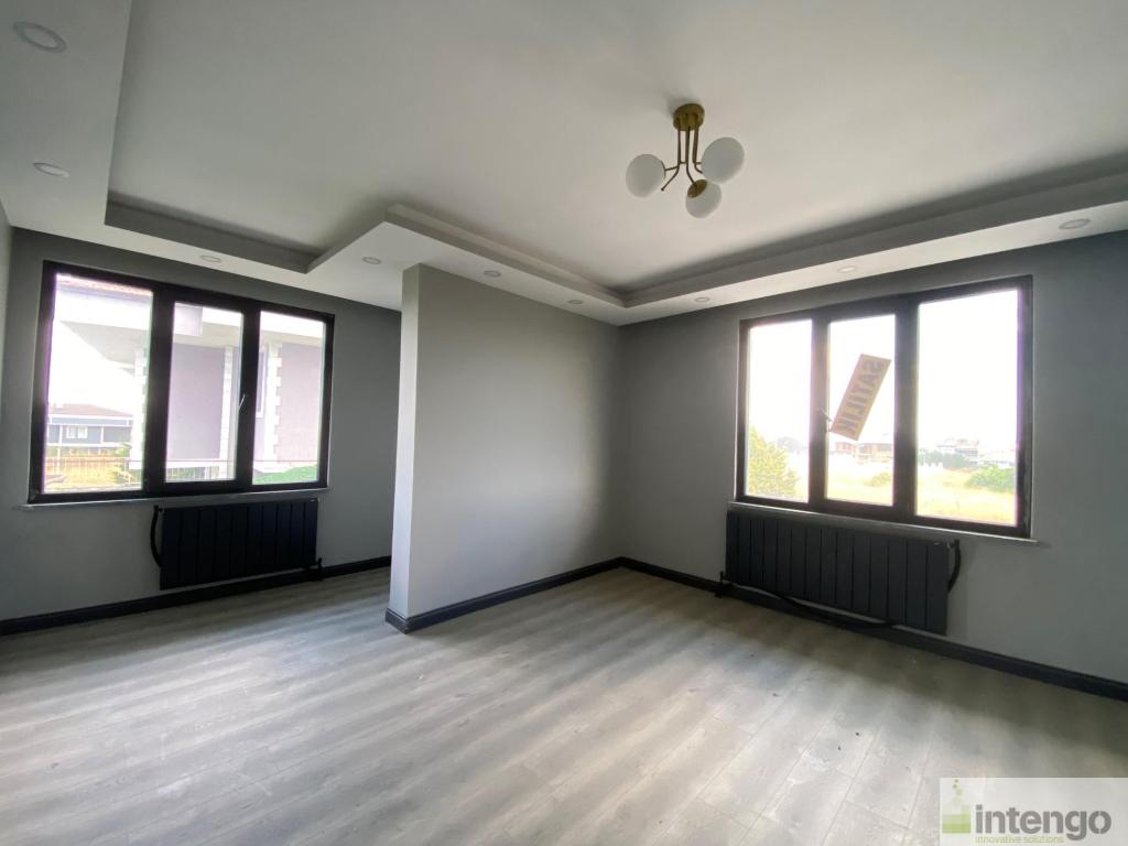 SİLİVRİ SANCAKTEPE MAHALLESİ'NDE SATILIK TRİPLEKS VİLLA (562) — foto 19