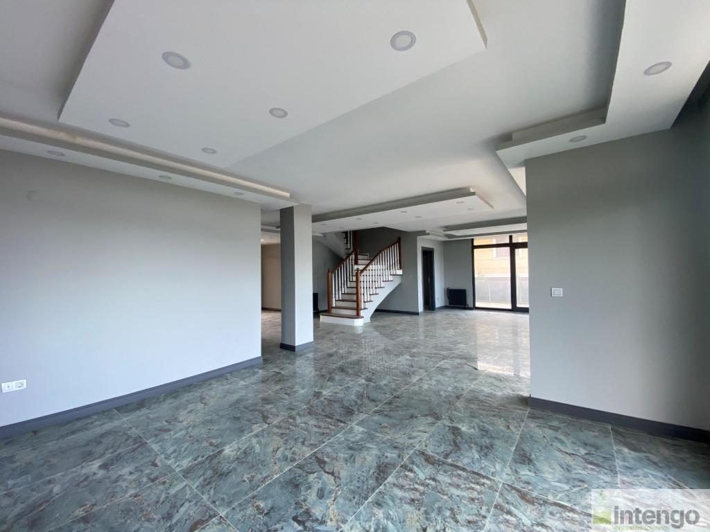SİLİVRİ SANCAKTEPE MAHALLESİ'NDE SATILIK TRİPLEKS VİLLA (562) — foto 7