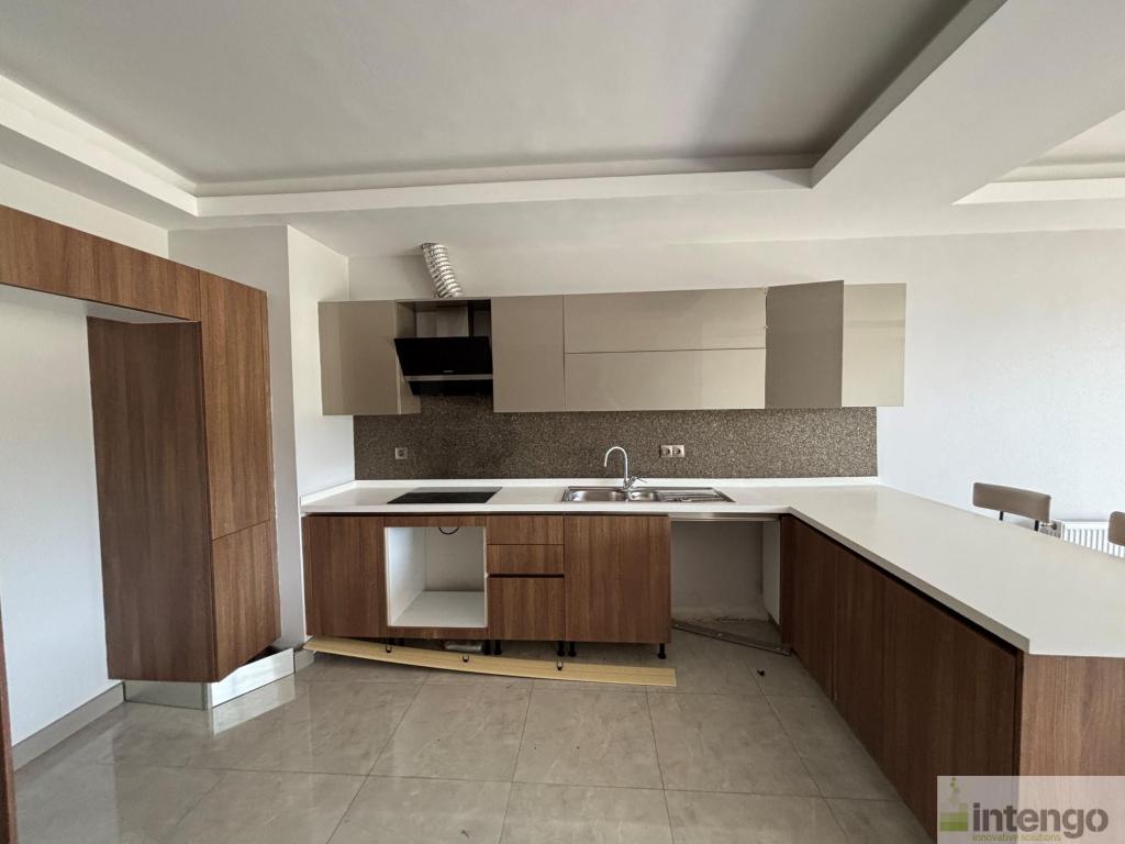 SERDİVAN GÖLBAŞI KONAKLARI'NDA SATILIK DAİRE (1015) — foto 8
