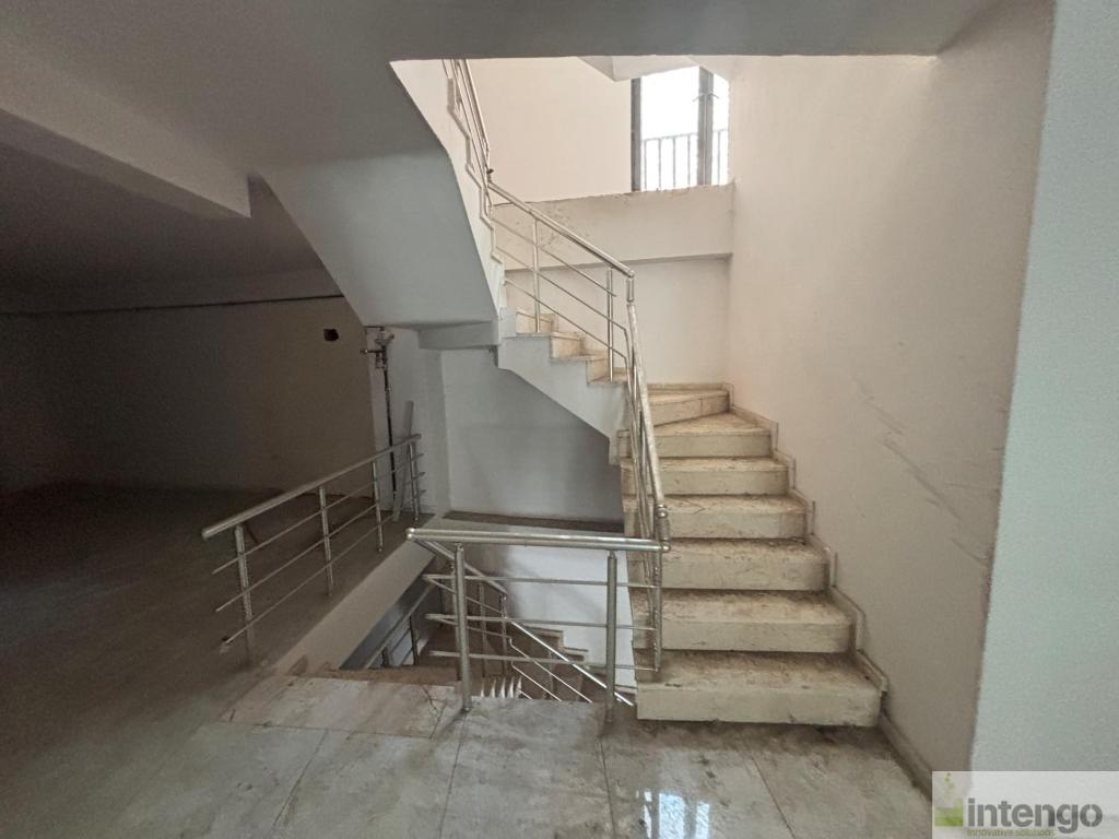 İZMİT TURAN GÜNEŞ CADDESİ'NDE SATILIK 6 KATLI İŞ YERİ (456) — foto 16