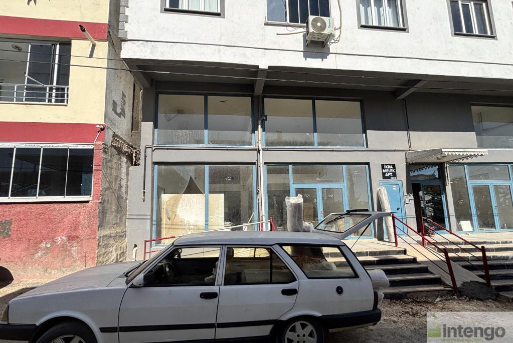 DULKADİROĞLU YAYHA KEMAL MAHALLESİ'NDE SATILIK ASMA KATLI DÜKKAN (555) — foto 3