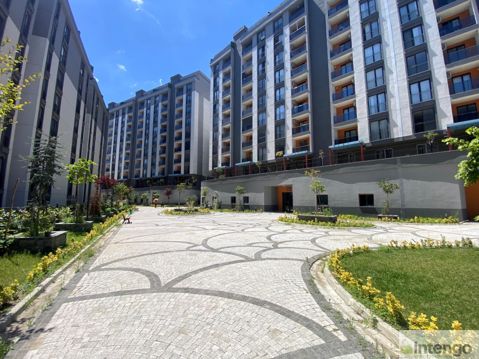 https://refiles.intengo.com/images/real-estate/133/6433/8806e66a-1a00-40d4-bc02-1228642266e8.jpg