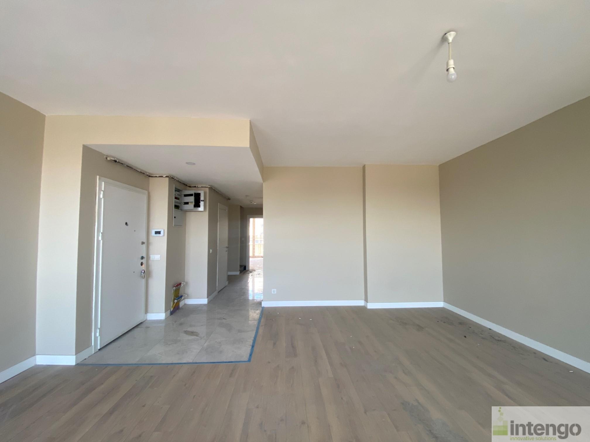 https://refiles.intengo.com/images/real-estate/133/6433/9206a80e-b3b1-4bcf-86ff-dd7d9ab577d2.jpg