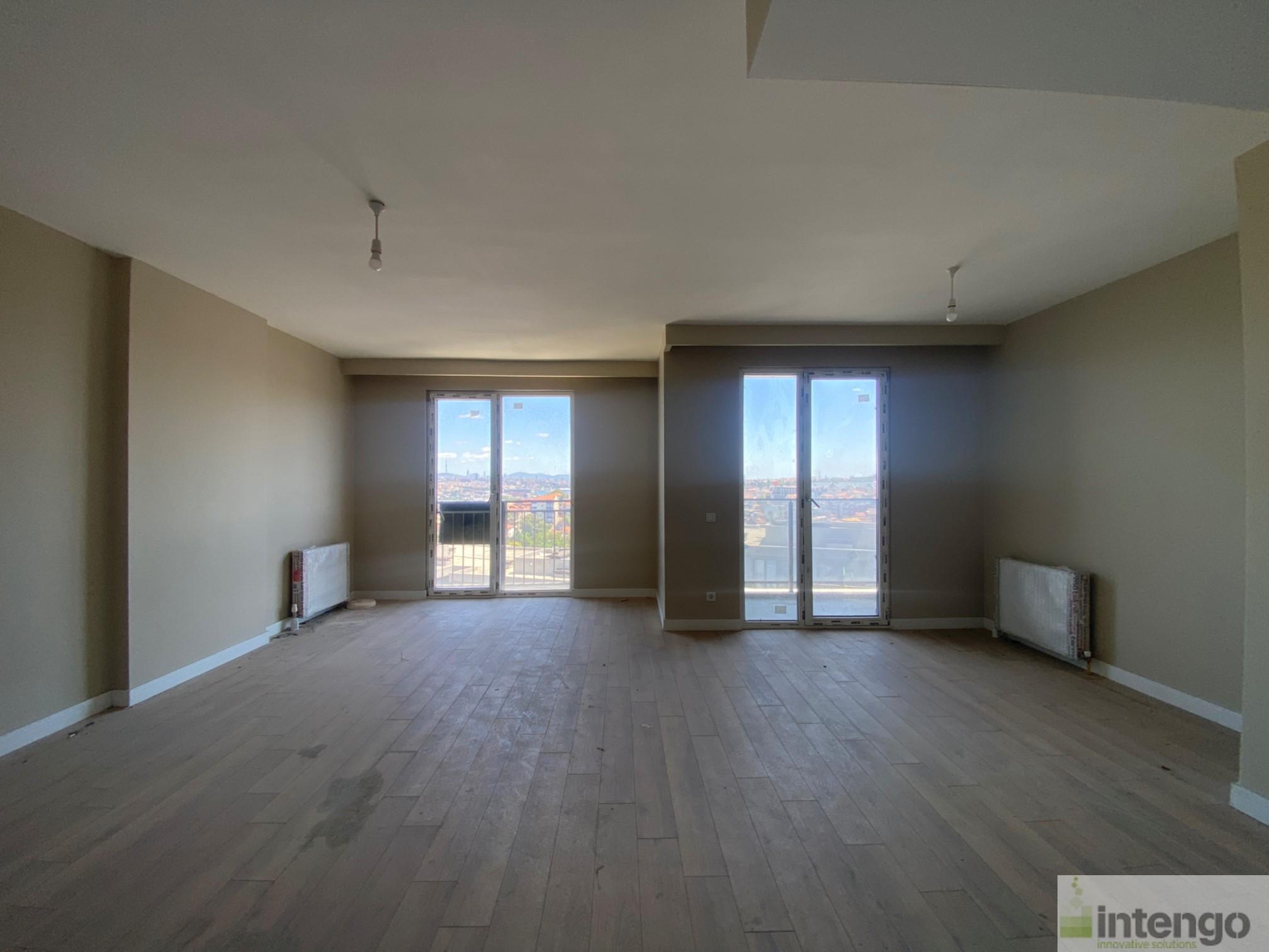 https://refiles.intengo.com/images/real-estate/133/6433/fc0d665d-d9ce-4614-85b9-764a0c8c114f.jpg
