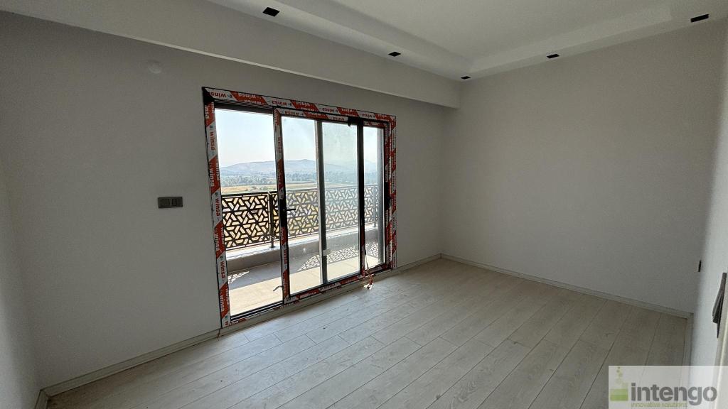 ALİAĞA YALI MAHALLESİ'NDE SATILIK TRİPLEKS VİLLA (576) — foto 11