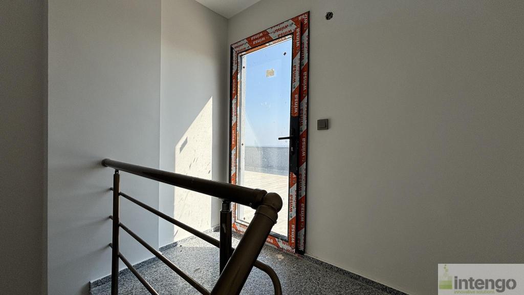 ALİAĞA YALI MAHALLESİ'NDE SATILIK TRİPLEKS VİLLA (576) — foto 19