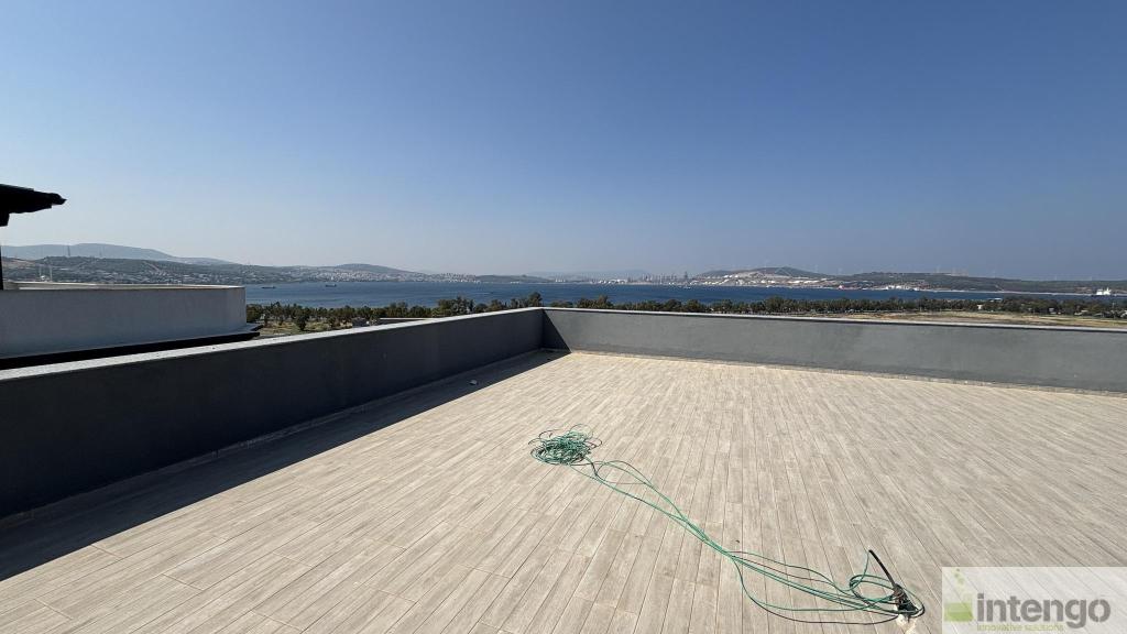 ALİAĞA YALI MAHALLESİ'NDE SATILIK TRİPLEKS VİLLA (577) — foto 18