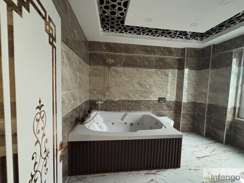 SAPANCA RÜSTEMPAŞA'DA SİTE İÇİ SATILIK DUBLEKS VİLLA (503) — foto 22