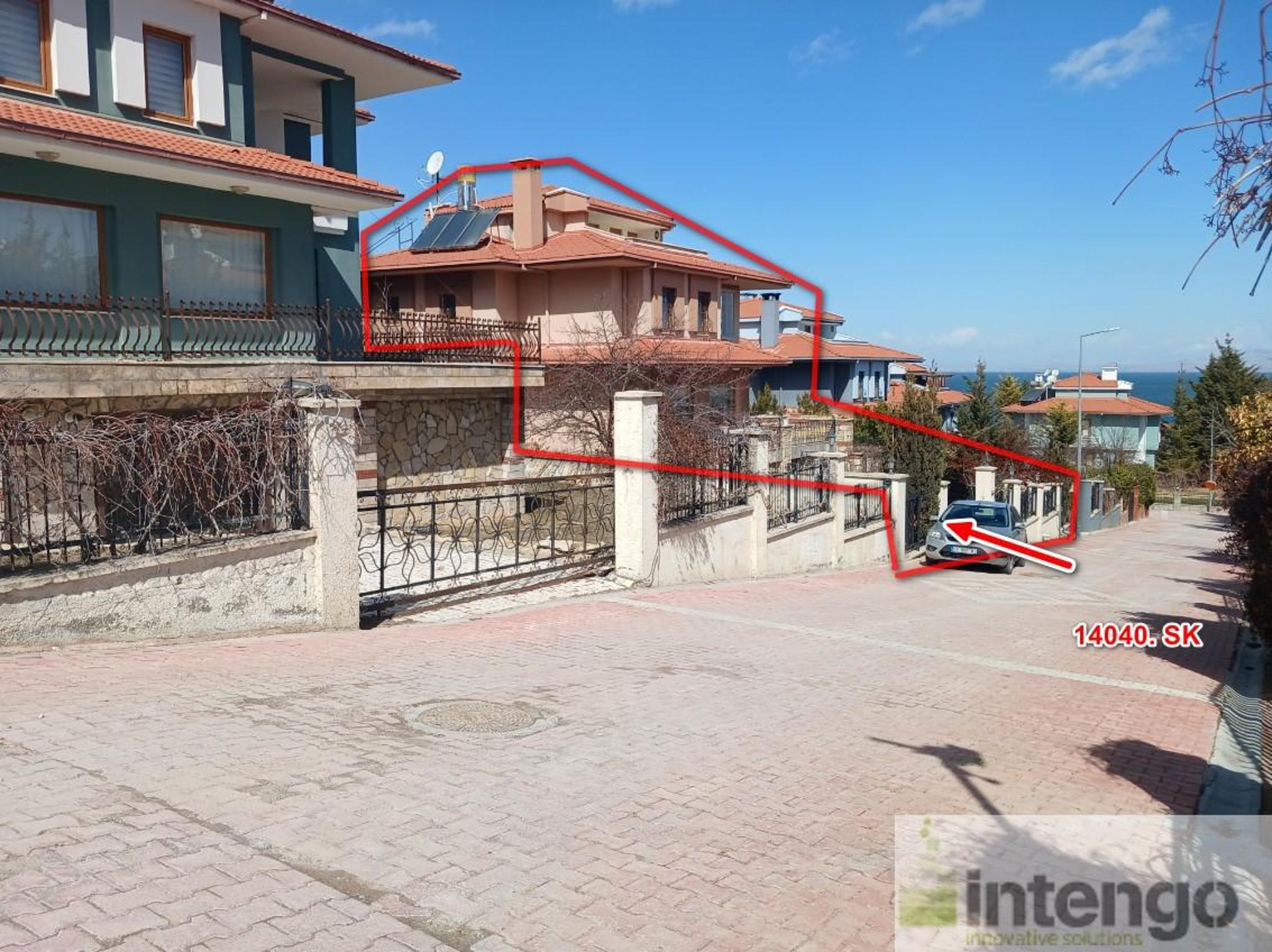 Konut - VAN EDREMİT - 486 m²
