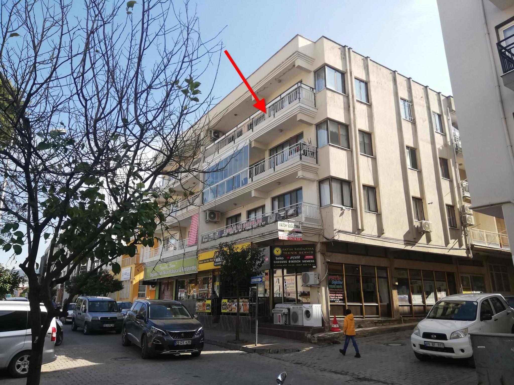 İşyeri - AYDIN KUŞADASI - 84 m²