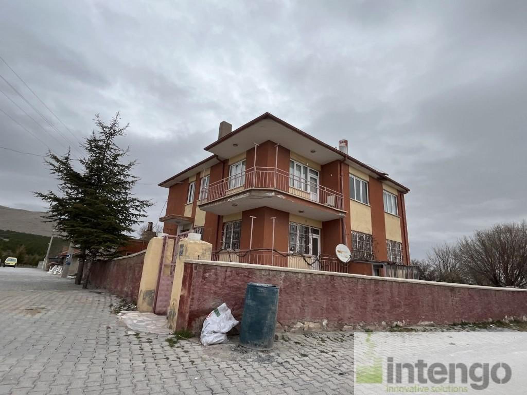 Konut - AFYONKARAHİSAR EMİRDAĞ - 297 m²
