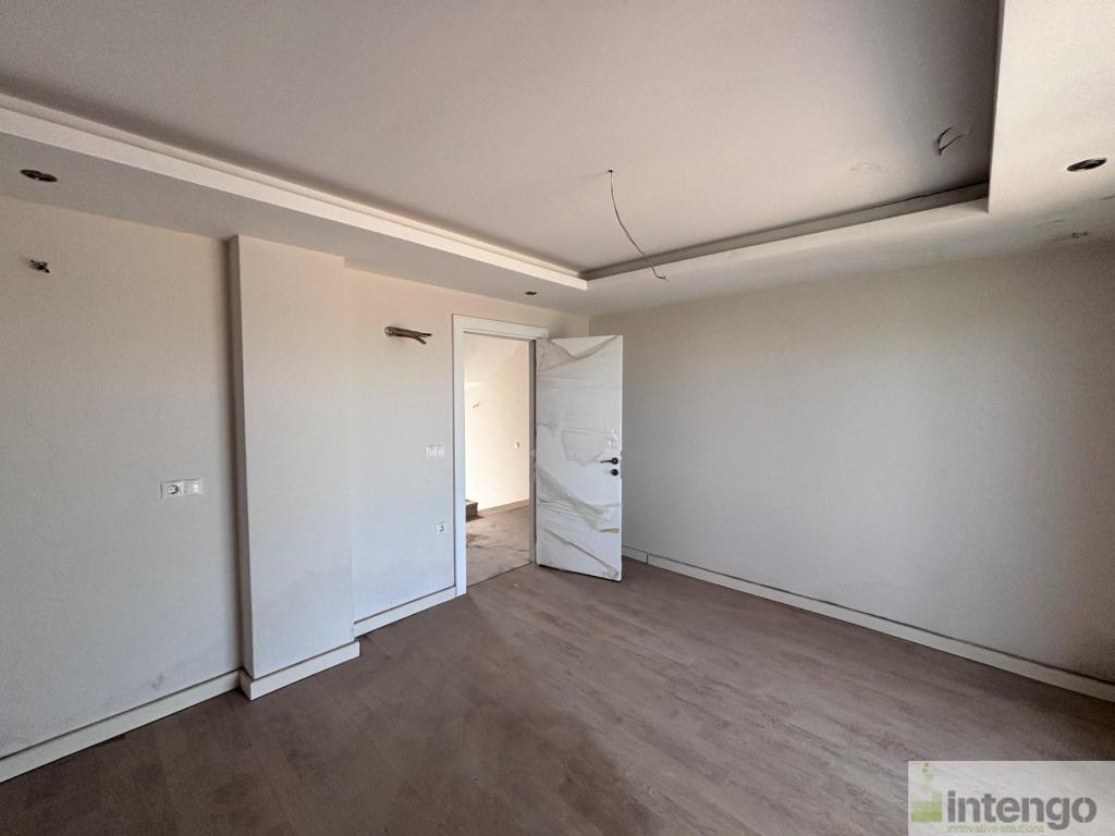 SARIÇAM SUNSET MODERN EVLERİ SİTESİ'NDE SATILIK TRİPLEKS VİLLA (BRG-588) — foto 15
