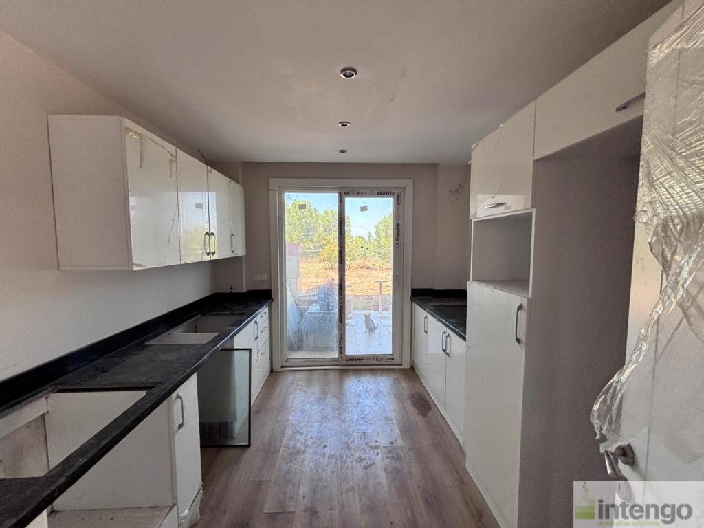 SARIÇAM SUNSET MODERN EVLERİ SİTESİ'NDE SATILIK TRİPLEKS VİLLA (BRG-588) — foto 4