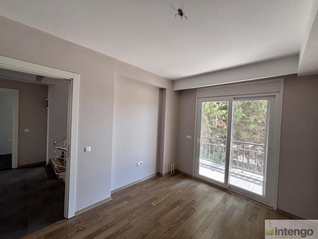 SARIÇAM SUNSET MODERN EVLERİ SİTESİ'NDE SATILIK TRİPLEKS VİLLA (BRG-589) — foto 17