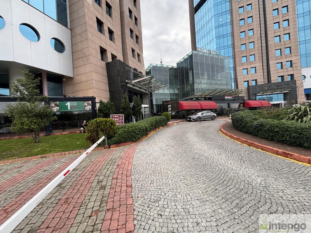 TEKSTİLKENT KOZA PLAZA'DA SATILIK DUBLEKS OFİS (BRG-603)