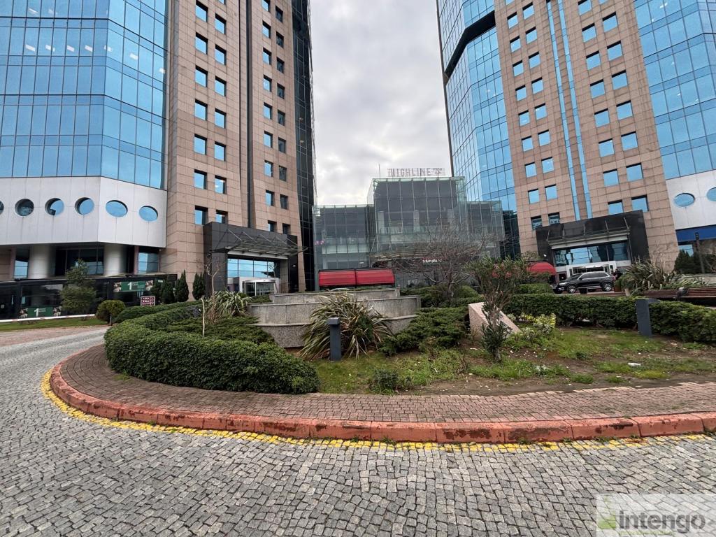 TEKSTİLKENT KOZA PLAZA'DA SATILIK DUBLEKS OFİS (BRG-603)