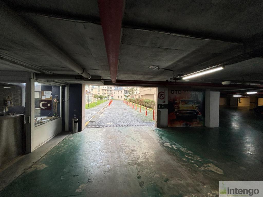 ESENYURT AKKOZA SİTESİ'NDE SATILIK DÜKKAN (BRG-627)