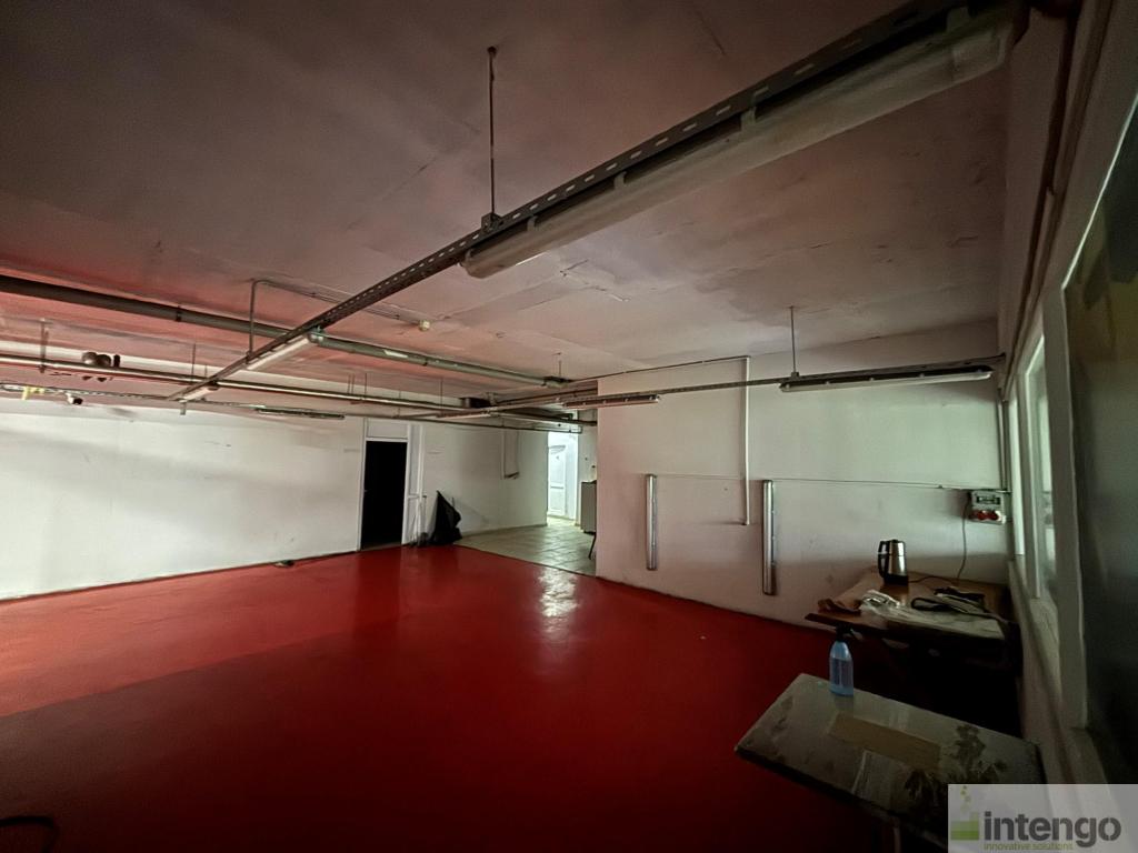 ESENYURT AKKOZA SİTESİ'NDE SATILIK DÜKKAN  (BRG-629)