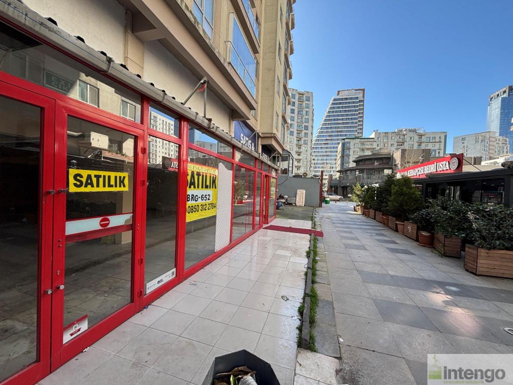 ESENYURT AKKOZA SİTESİ'NDE SATILIK ASMA KATLI DÜKKAN (BRG-652)