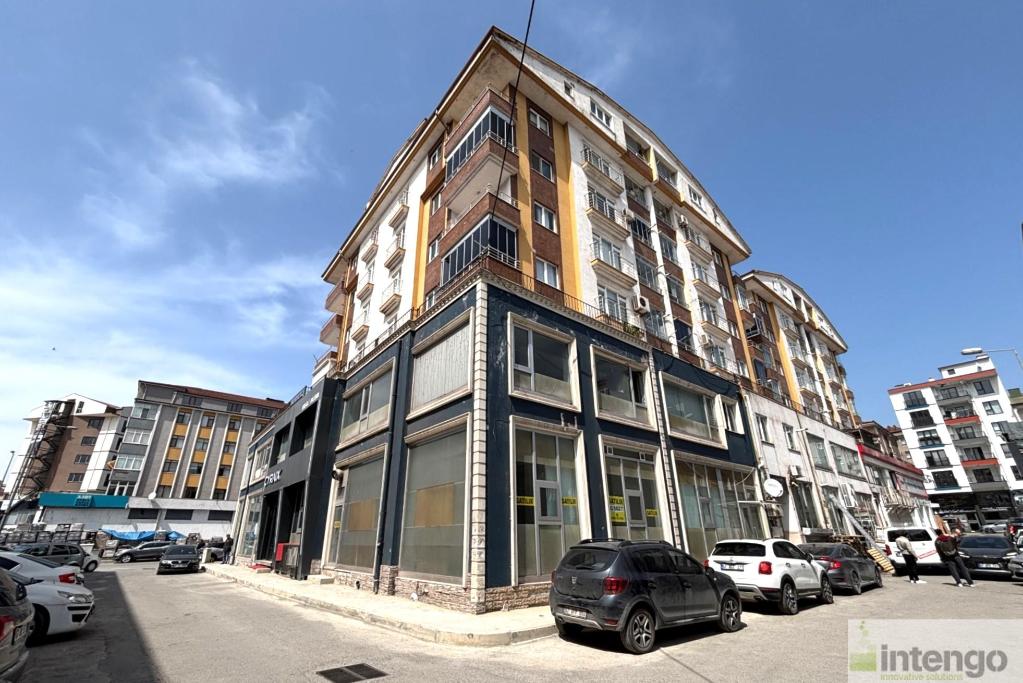 EREĞLİ MÜFTÜ MAHALLESİ'NDE SATILIK 3 KATLI DÜKKAN (G-5027)