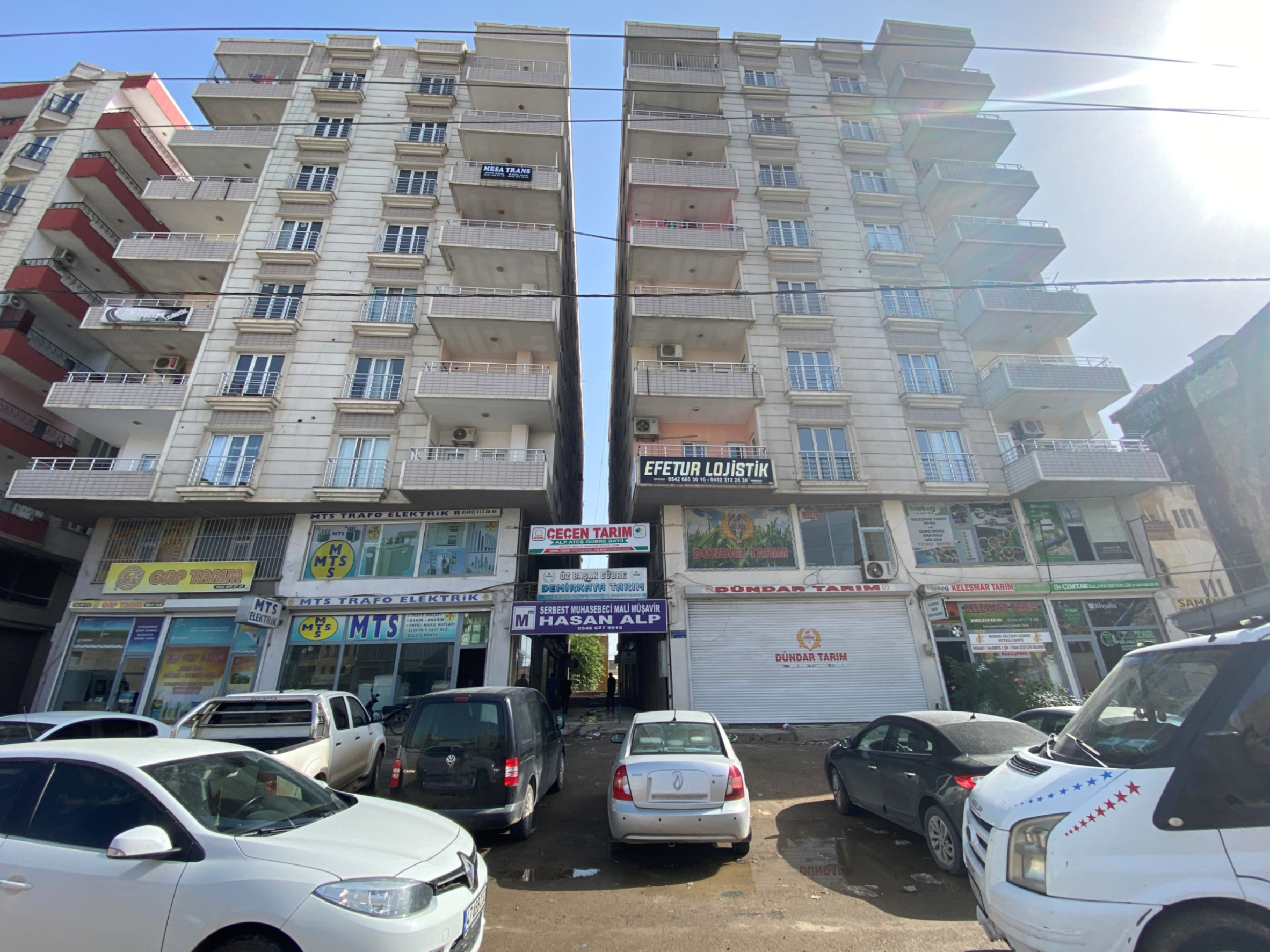 KIZILTEPE İPEK MAHALLESİ'NDE SATILIK ASMA KATLI DÜKKAN (E-465)
