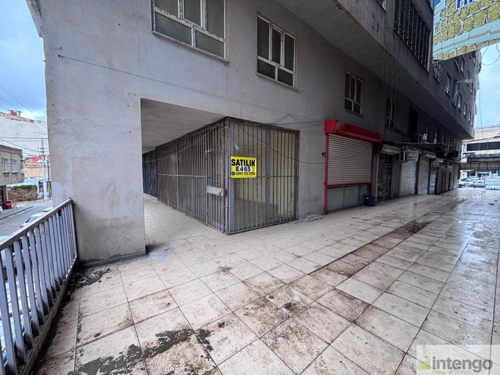 KIZILTEPE İPEK MAHALLESİ'NDE SATILIK ASMA KATLI DÜKKAN (E-465)