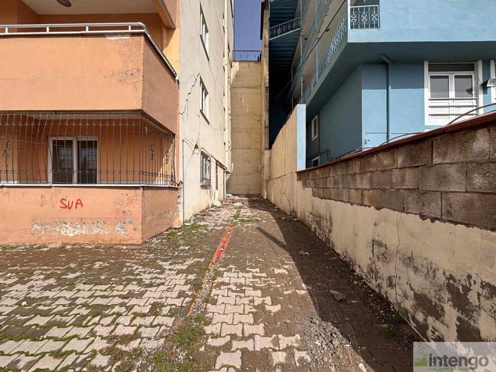 ONİKİŞUBAT MEVLANA MAHALLESİ'NDE SATILIK ARSA PAYI (E-608)