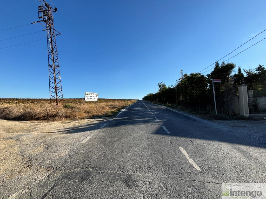 SİLİVRİ GAZİTEPE'DE SATILIK 39 DÖNÜM TARLA (L-1651)