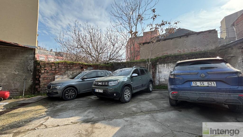 KARESİ KARAOĞLAN MAHALLESİ'NDE SATILIK İMARLI ARSA HİSSESİ (L-2319)