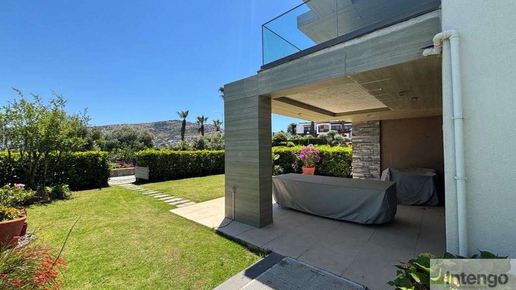 BODRUM SEBA FARİLYA'DA TRİPLEKS VİLLA VE ARSA PAYI (L-3520-21)