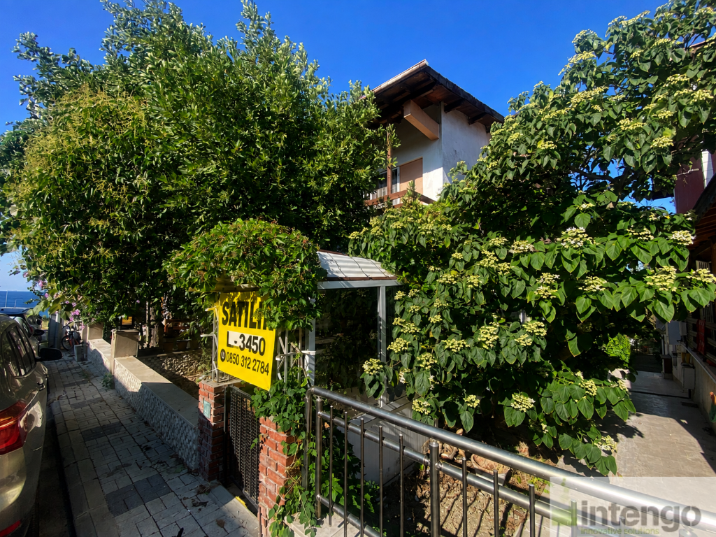 SİLİVRİ BAĞKENT SİTESİ'NDE SATILIK MÜSTAKİL EV (L-3450)