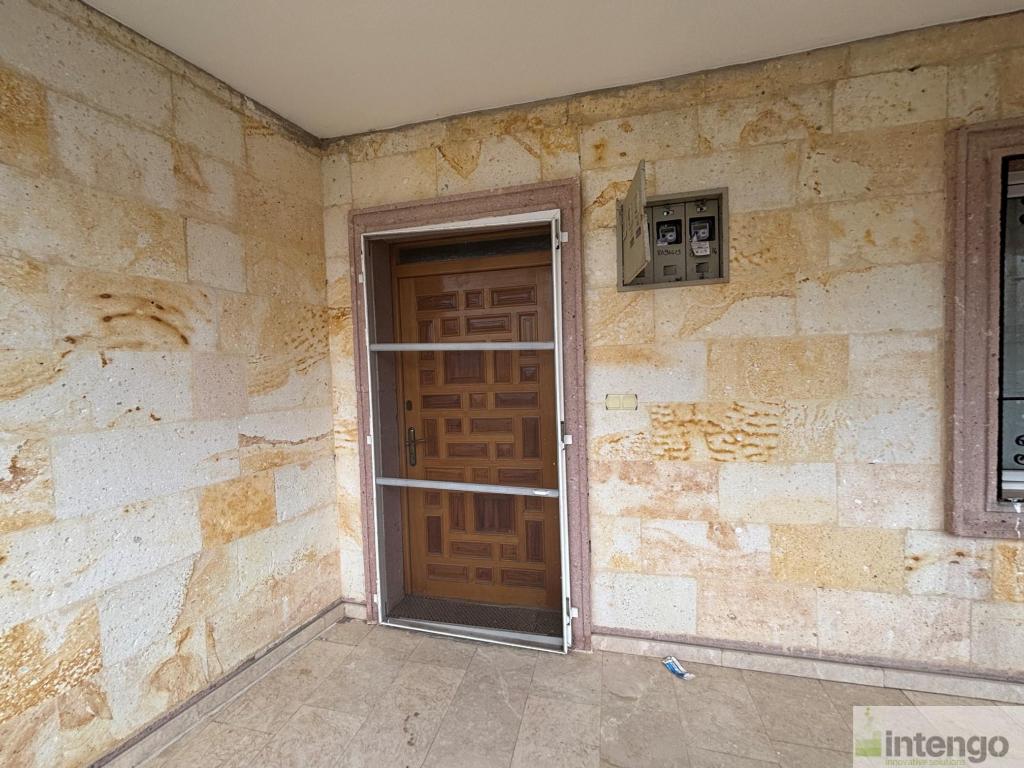 ÜRGÜP ŞAHİNEFENDİ MAHALLESİ'NDE SATILIK MÜSTAKİL EV VE ARSASI (AB-683)