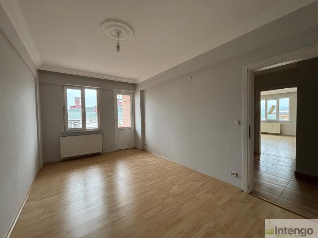 ESPİYE MERKEZ MAHALLESİ'NDE SATILIK DAİRE (AB-1196)
