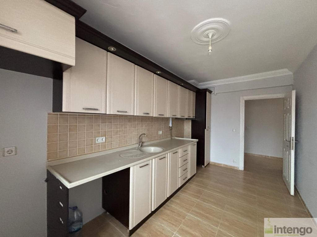 ESPİYE MERKEZ MAHALLESİ'NDE SATILIK DAİRE (AB-1196)