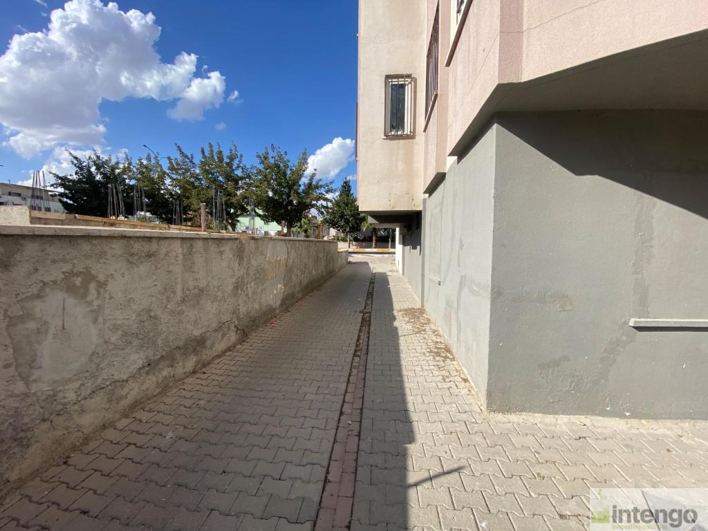 HALİLİYE İMAM BAKIR CADDESİ'NDE SATILIK DÜKKAN (AB-1201)
