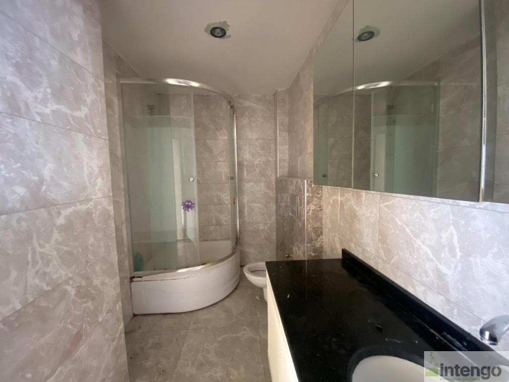 BEYLİKDÜZÜ ZÜLAL KONAKLARI'NDA SATILIK DAİRE (AB-1214)