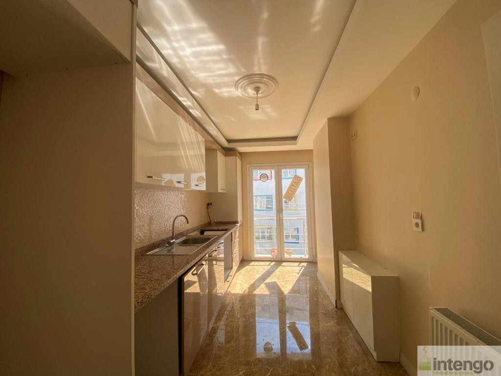 BEYLİKDÜZÜ ZÜLAL KONAKLARI'NDA SATILIK DAİRE (AB-1214)