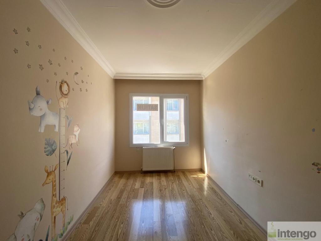 BEYLİKDÜZÜ ZÜLAL KONAKLARI'NDA SATILIK DAİRE (AB-1214)