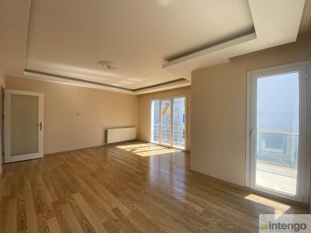 BEYLİKDÜZÜ ZÜLAL KONAKLARI'NDA SATILIK DAİRE (AB-1214)