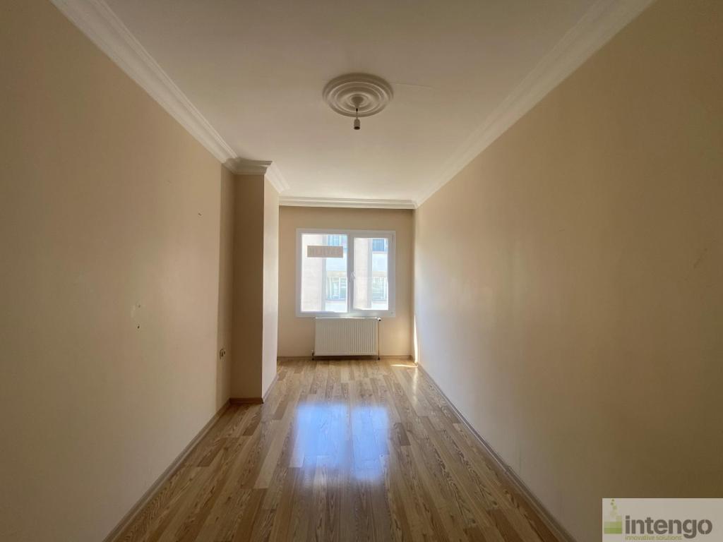 BEYLİKDÜZÜ ZÜLAL KONAKLARI'NDA SATILIK DAİRE (AB-1214)