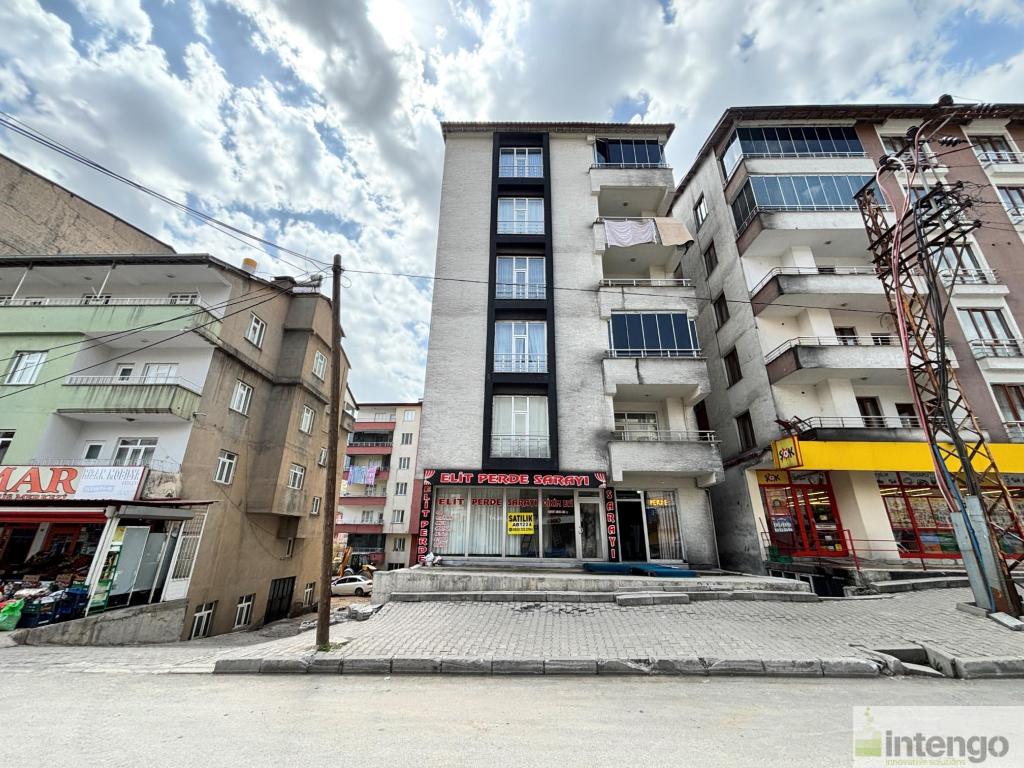 HİZAN HÜKÜMET CADDESİ'NDE SATILIK DÜKKAN (AB-1224)