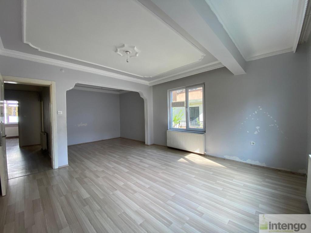 LÜLEBURGAZ YILDIZ MAHALLESİ'NDE SATILIK DAİRE (AB-1228)