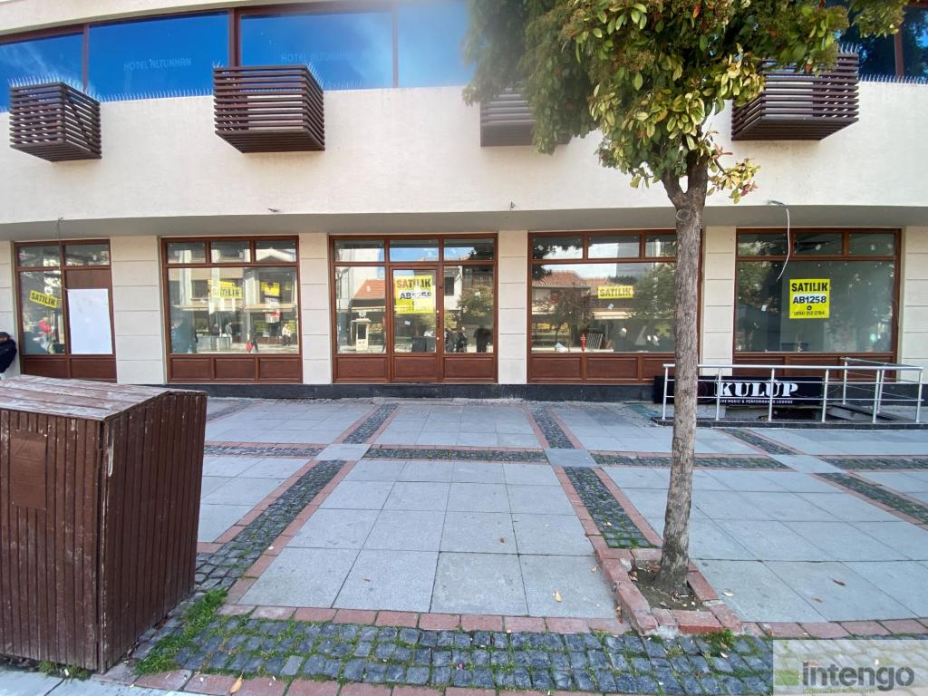 EDİRNE MERKEZ SARAÇLAR CADDESİ'NDE SATILIK DÜKKAN (AB-1258)