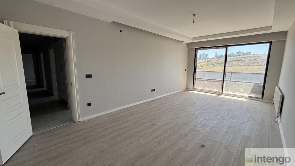 ÇİFTLİKKÖY VADİ ŞEHİR SİTESİ'NDE SATILIK DAİRE (AB-1271) — foto 9