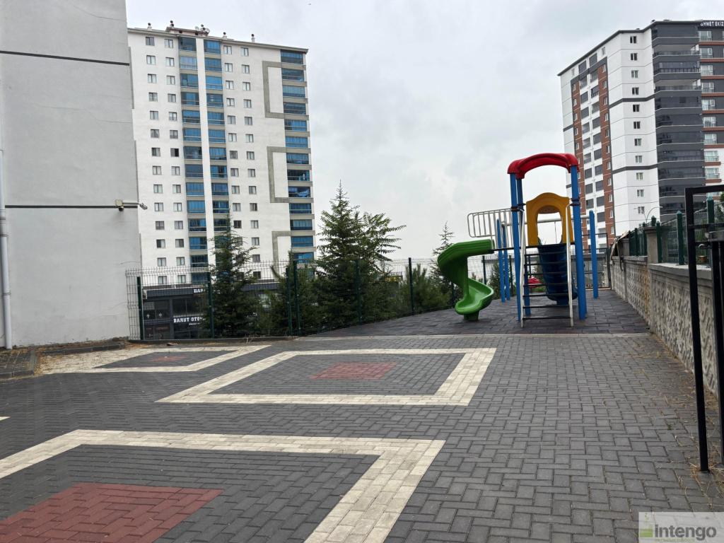 PURSAKLAR ADELİSA SİTESİ'NDE SATILIK DAİRE (AB-1287)