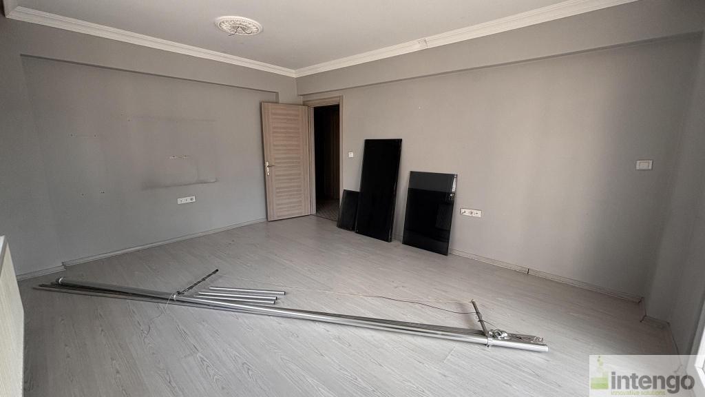UŞAK MERKEZ FEVZİ ÇAKMAK MAHALLESİ'NDE SATILIK DAİRE (AB-1292) — foto 9