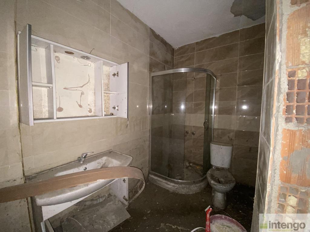 ESENYURT AKÇABURGAZ MAHALLESİ'NDE SATILIK DAİRE (AB-1305) — foto 9